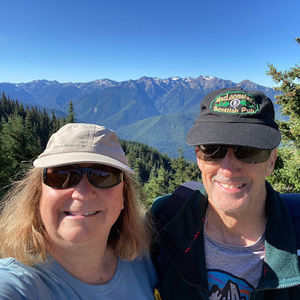 Meet your Posher, Laurie